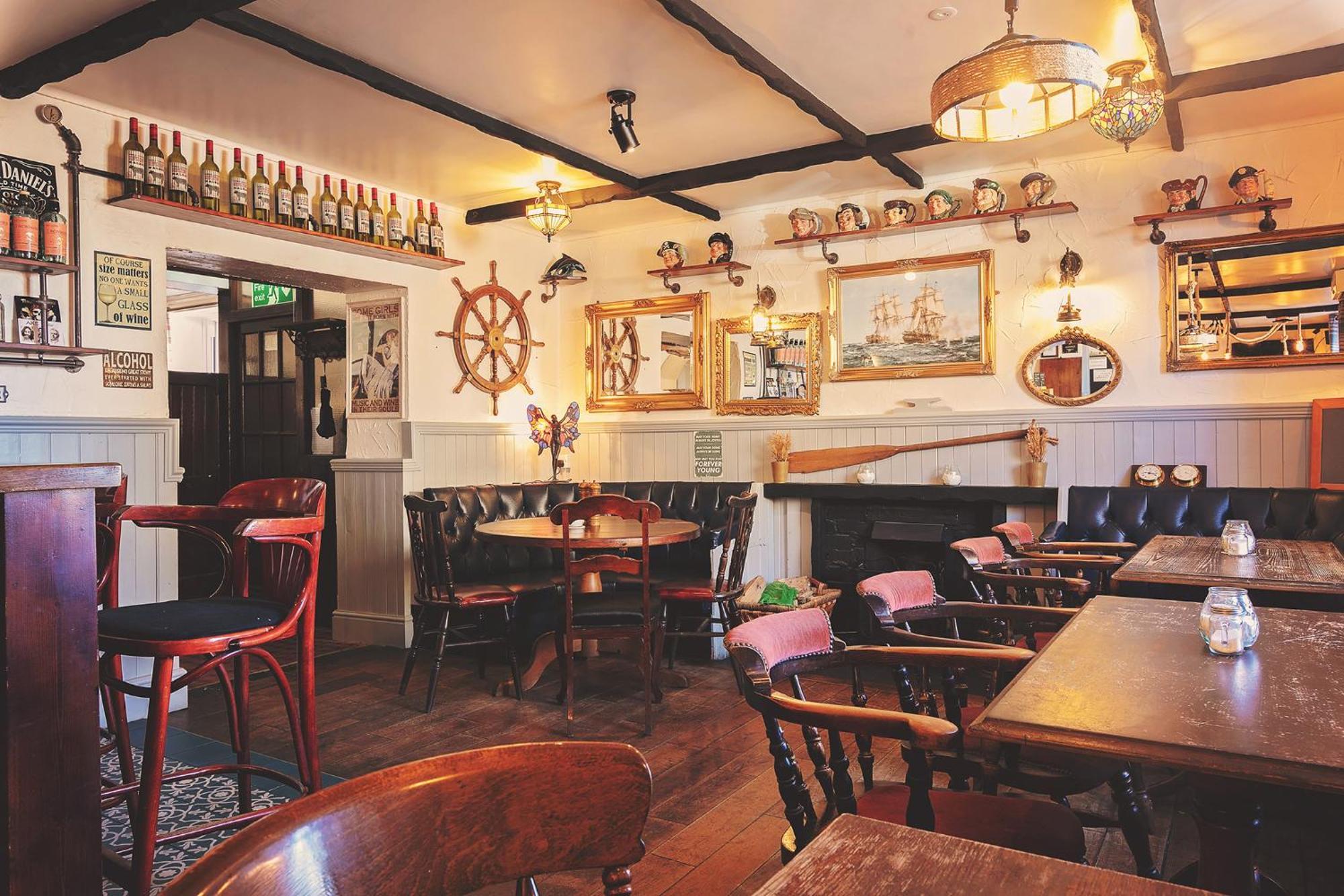 Harbour Inn Amble Bagian luar foto